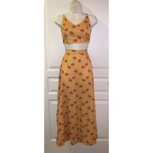 CBR top/skirt set with side split